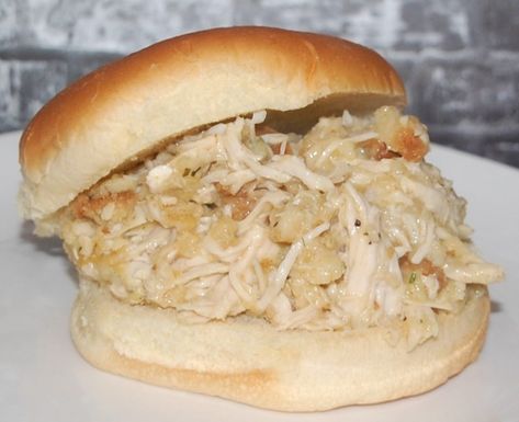 Ohio Shredded Chicken Sandwiches, Shredded Chicken Sandwich Recipes, Ohio Shredded Chicken, Sandwiches Chicken, Shredded Chicken Sandwiches, Prep Meals, Crockpot Casserole, Sour Cream Chicken, Chicken Sandwich Recipes