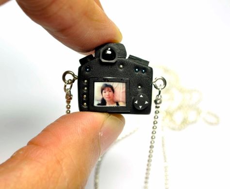 Found on #keep. 💋 Mini Choses, Miniature Camera, 50th Bday, Photographer Gifts, Canon 5d, Gifts For Photographers, Miniature Crafts, Mini Things, Personalized Necklace