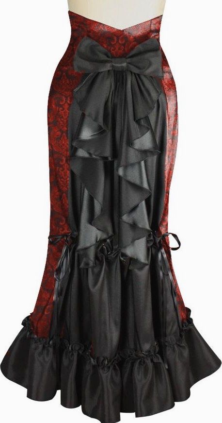 Stunning gothic clothing #gothiclook 1930s Fashion Dresses, Gothic Fashion Women, Bustle Skirt, Sewing Alterations, Gothic Looks, Jewelry Gothic, 1930s Fashion, Gothic Outfits, Goth Outfits