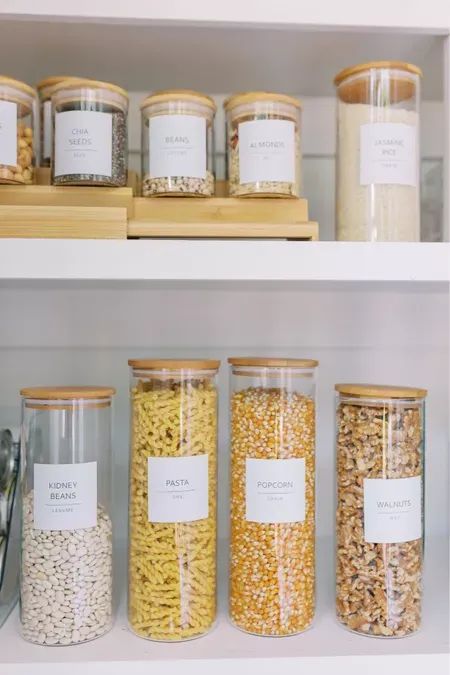 Organize your pantry with food containers from Amazon! No matter what your storage needs, I've found pantry organizers that'll store your dry foods, spices and more! Click to shop Amazon home finds now. Pantry Organization Sections, Space Saving Hacks, House Organisation, Kitchen Organization Pantry, Food Storage Container Set, Fridge Organization, Home Organisation, Glass Food Storage, Glass Food Storage Containers