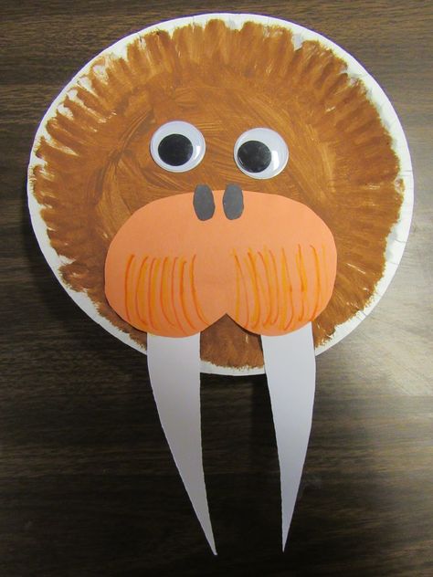 Walrus Art Preschool, Walrus Activities For Toddlers, Walrus Craft For Toddlers, Walrus Activities, Artic Animals Crafts For Toddlers, Polar Animals Preschool Crafts, Walrus Crafts, Walrus Craft, Polar Animals Preschool