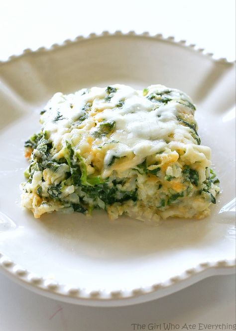 Spinach Parmesan Rice Bake - a cheesy side dish with spinach, cheese, and rice. the-girl-who-ate-everything.com Parmesan Rice, Spinach Parmesan, Weekly Menu Plan, Spinach Rice, Rice Bake, Spinach Cheese, Menu Plan, Spinach Recipes, Weekly Menu