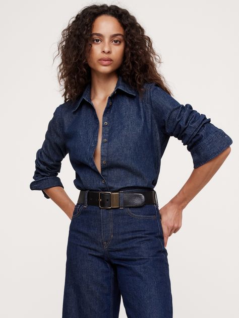 Our signature oversized shirt is cut with especially high slits at the sides to show off high-waisted styles.  Here, we opted for a soft denim fabric that's specially woven to deliver rich, authentic washes in a weight that's suitable for layering through all seasons.  Oversized fit.  Point collar with button-front closure.  Long cuffs.  Unlined.  Oversized.  Long sleeves.  Hip length.  Model: Size S, 5'10" (178cm). Denim Outfits, Jeans And Long Sleeve Shirt Outfits, Dark Denim Shirt Outfit, Denim Outfit Men, Oversized Denim Shirt, Oversized Jeans, Short Coat Jackets, Banana Republic Jeans, Swimwear Dress