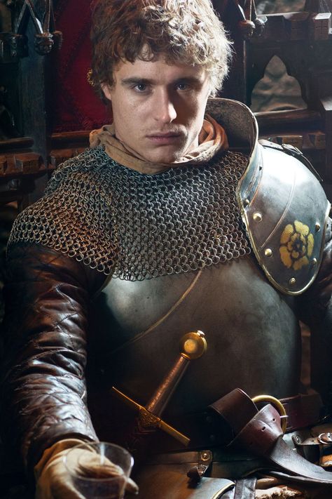 white queen max irons - Google Search The White Queen Starz, Philippa Gregory, Max Irons, Edward Iv, The White Princess, The Red Queen, The White Queen, Wars Of The Roses, Starz Series