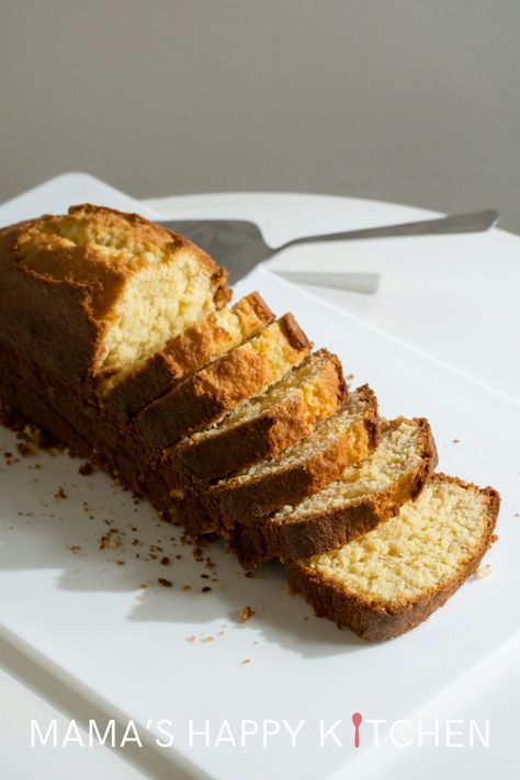 I decided to make a traditional cornbread recipe since I already had several variations on the site. I made this bread inside a bread loaf pan, but I've also Corn Bread Loaf, Cornbread Gluten Free, Traditional Cornbread Recipe, Cornbread Loaf, Bread Loaf Pan, Gluten Free Cornbread, Southern Cornbread, Buttermilk Recipes, Cornbread Recipe