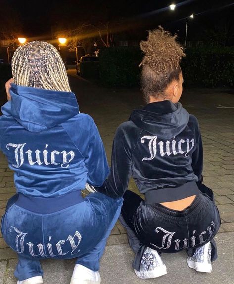 Juicy Couture Clothes, Glamour Shoot, Seluar Ketat, Bestie Outfits, Matching Outfits Best Friend, Juicy Couture Tracksuit, Best Friend Outfits, Looks Black, The Perfect Guy