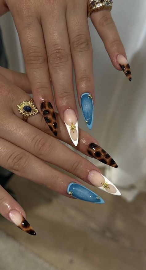 Princess Jasmine Nails Acrylic, Fun Birthday Nails Almond, Non French Tip Nail Ideas, Cleopatra Nails Ideas, Wet Looking Nails, Neutral Hawaii Nails, Vintage Almond Nails, Turtle Shell Nails French, Almond Nail Inspo Fall