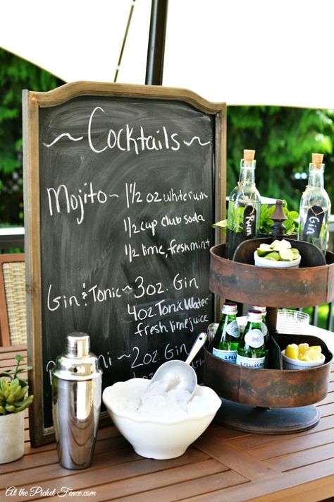 Cocktail Station Wedding, Cocktail Station Party, Cocktail Station Bar, Clam Bake Party, Diy Cocktail Bar, Party Stations, Cocktail Station, Easy Summer Cocktails, Wedding Food Drink