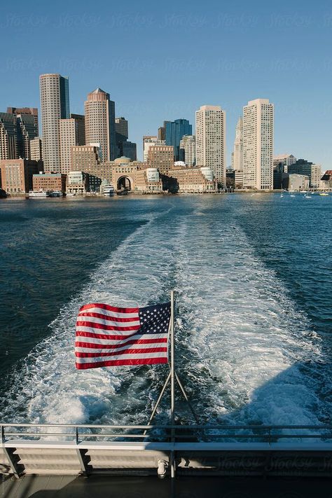 A patriotic journey unfolds as the US flag waves proudly against the backdrop of Boston's iconic skyline. The ferry ride becomes a visual ode to American beauty – a blend of maritime charm and urban grandeur. Cruise along, feel the breeze, and embrace the scenic symphony of red, white, blue, and city hues. An unforgettable voyage, where the spirit of the nation meets the allure of the sea. ⛴️🏙️ #BostonSkyline #FerryAdventure #PatrioticViews #USFlagWaves #SeasideSplendor Boston Wallpaper, Massachusetts Aesthetic, Boston Pictures, Boston Aesthetic, Boston Vacation, Best Colleges, Massachusetts Travel, Boston Skyline, Visiting Boston