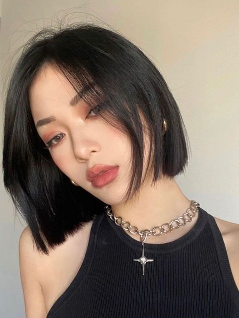 One Length Haircuts, Classic Bob Haircut, Short Black Hair, Korean Short Hair, Chin Length Hair, Asian Short Hair, Shot Hair Styles, Short Straight Hair, Haircuts Straight Hair