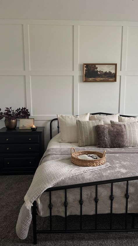 Neutral master bedroom decor Metal Bed Frame Upgrade, Wall Decor Above Queen Bed, Metal Bed Masterbedroom, Bedroom Ideas Black Bedding, Modern Bedroom With Iron Bed, Minimalist Bedroom Black Metal Bed Frame, Modern Vintage Master Bed, Black Metal Bedroom Ideas, Bedroom Inspirations Black Metal Bed