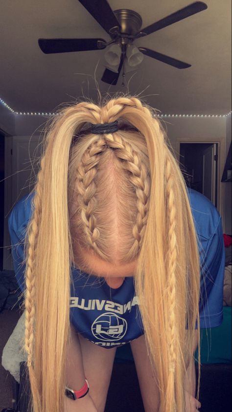 Volleyball Hair, Braided Hairstyles White Women Easy, Track Hairstyles, Soccer Hairstyles, Preppy Hairstyles, Soccer Hair, Basketball Hairstyles, Sports Hair, Competition Hair