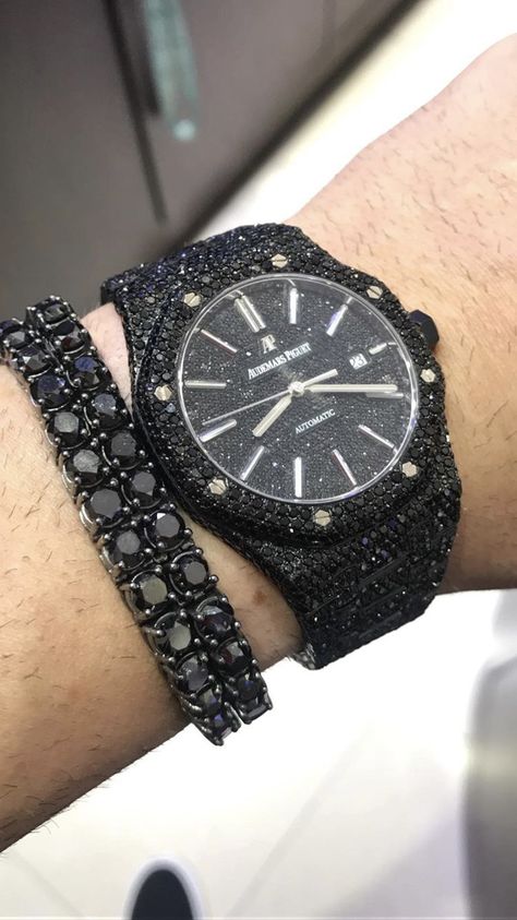 Black Wrist Watch, Black Diamond Watch, Fancy Watches, Watches Collection, Expensive Jewelry Luxury, Expensive Watches, Watch Fashion, Brighton Jewelry, Expensive Jewelry