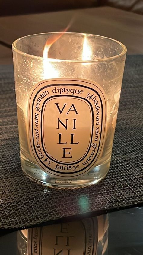 Diptyque Aesthetic, Diptyque Candle, Vanilla Aesthetic, Diptyque Candles, Silver Jewlery, Chaotic Neutral, Vanilla Candle, Aesthetic Candles, Candle Aesthetic