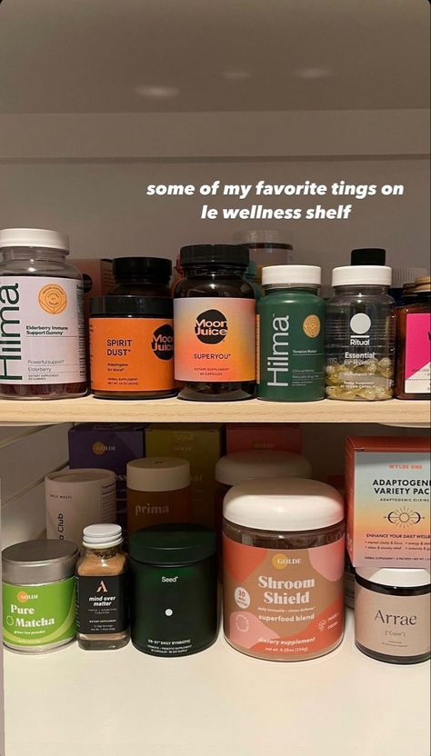 Taking Vitamins Aesthetic, Holistic Lifestyle Aesthetic, Aesthetic Supplements, Supplement Organization, Holistic Health Aesthetic, Supplements Aesthetic, Non Toxic Beauty, Wellness Supplements, Just Be