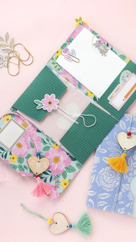 Bea Valint | Scrapbook + DIY (@beavalint) • Instagram photos and videos Bea Valint, Card Board, The Fair, Snail Mail, Patterned Paper, Diy Scrapbook, Mini Album, The End, To Share