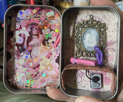 Polymer Clay Covered Altoid Tins, Tiny Dioramas Altoids Tins, Tin Shrine, Altoid Tin Altar Witchcraft, Altoid Tin Travel Altar, Altered Boxes, Little Things, Miniatures