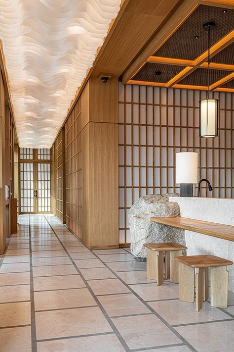 [Japanese Aesthetics] :: Behance Japanese Lobby Interior Design, Japanese Aesthetic Restaurant, Omakase Design, Traditional Japanese Cafe, Japanese Cafe Aesthetic, Japanese Restaurant Aesthetic, Japanese Cafe Interior, Interior Design Japanese, Japanese Restaurant Interior