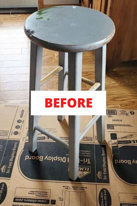 Bar Stool Makeover, Painted Bar Stools, Stool Makeover, Vintage Grain Sack, Diy Stool, Painted Stools, Farmhouse Vintage, Vintage Stool, 2x4 Furniture