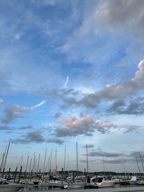 #newhaven #connecticut #docks #boats #aesthetic #evening #sunset #yachts New Haven Aesthetic, Newhaven Connecticut, Boats Aesthetic, Connecticut Aesthetic, Litchfield Connecticut, Aesthetic Evening, Usa Trip, New Haven Connecticut, New Haven Ct