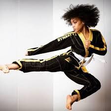 Martial Arts Martial Arts Photography, Mixed Martial Arts Training, Mma Workout, Bjj Women, Female Martial Artists, Martial Arts Girl, Action Photography, Fierce Women, Martial Arts Women