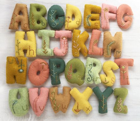 abcfelt Felt Garland Nursery, Felt Alphabet, Plush Sewing, Garland Nursery Decor, Felt Plush, Garland Nursery, Felt Crafts Patterns, Animal Sewing Patterns, Tiny Hands