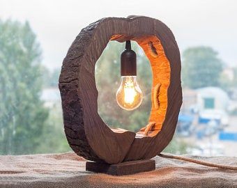 Rustic Lighting Diy, Takken Decor, Wooden Lamps Design, Wood Lamp Design, Driftwood Lamp, Diy Lampe, Round Lamp, Lamp Wood, Rustic Bathroom Decor