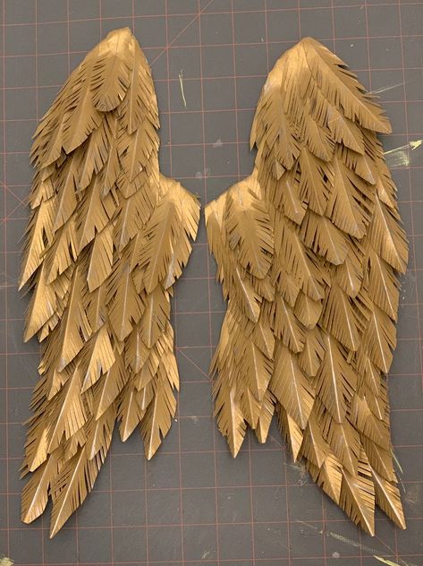 Paper feathers/paper wings/paper angel wings/nursery paper | Etsy Wings Diy Angel, Paper Wings Diy How To Make, Diy Wings Angel, How To Make Paper Wings, Paper Wings Diy, How To Make Feather Wings, Diy Angel Wings Costume, Diy Feathers Paper, Paper Feathers Diy