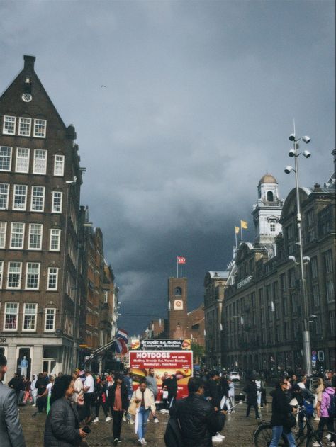 90s aesthetic . Amsterdam . Aesthetic photos . Monolog camera . Dark academia Camera Dark Academia, Aesthetic Amsterdam, 1960s Aesthetic, Amsterdam Aesthetic, Dam Square, 90s Aesthetic, Aesthetic Photos, Future Life, Aesthetic Photo