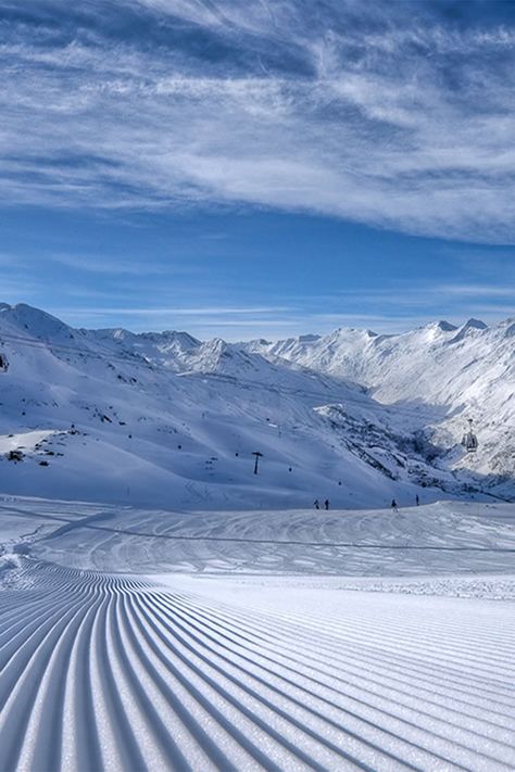 Austria Ski Resort, Skiing In Austria, Austria Snow, Austria Skiing, Light Meaning, Ski Austria, Skiing Photography, Snow View, Mountains Skiing