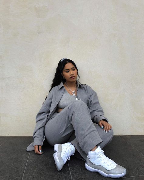 STEFNEYV 🌊🌊 on Instagram: “Whatever you do, do it well. ✨(👟: Air Jordan 11 metallic silver via @jdsportsau ) @jdwomen #JDInJordans #MeInJD @jumpman23 #ad” Air Jordan 11 Low Outfit, Jordan 11 Retro Low Outfit, Jordan 11 Low Outfit Women, Air Jordan 11 Outfit Woman, Jordan 11 Cool Grey Outfit, Retro 11 Outfit, Jordan 11 Low Outfit, Air Jordan 11 Outfit, Outfit Ideas With Jordans