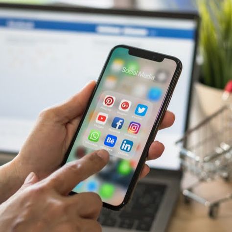 5 Apps You Should Delete From Your iPhone RIGHT NOW, According To Tech Experts | SHEfinds Video Editing Apps Iphone, Cake Cinnamon, Iphone Info, Iphone Price, Apple Maps, Phone Deals, Mobile Tech, Facebook App, Latest Smartphones