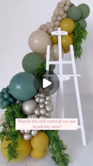 Balloon Arch Welcome Sign, Balloon Garland On Easel, Easel With Balloon Garland, Balloons Around Easel, Balloon Easel Display, Easel Garland, Welcome Sign Balloon Garland, Easel Balloon Garland, Easel With Balloons