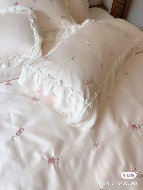 Girly Room, Cute Bedroom Decor, Dream House Rooms, Cozy Room Decor, Pretty Room, Dream Room Inspiration, Room Makeover Bedroom, Room Makeover Inspiration, Cute Room Decor