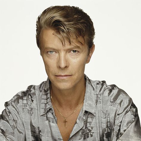 David Bowie: The Story Behind His Many Faces - Hollywood Reporter David Bowie Old, Angela Bowie, David Bowie Poster, Terry O Neill, Bowie Starman, Ziggy Stardust, Jennifer Connelly, George Michael, Amy Winehouse