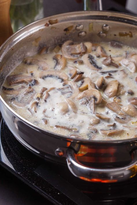 The super easy and versatile mushroom sauce is a beautiful blend of earthy and creamy textures - a great additional for many weekday dinners. Creamy Mushroom Sauce Recipe, Smothered Pork Chops Recipe, Mushroom Sauce Recipe, Easy Weekday Meals, Polish Food, Creamy Mushroom Sauce, Easy Party Food, Creamy Mushrooms, Cooking Guide