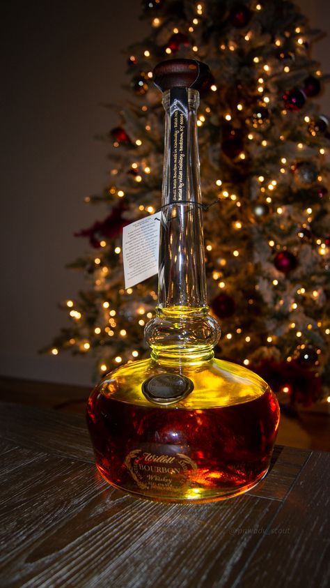 Infinity Whiskey Bottle using a Willett Bourbon 1.75L bottle. Click to check out the blend! Willett Bourbon, Willett Furniture, Own Home, Wine Decanter, Edison Light Bulbs, Have You Ever, Whiskey Bottle, Bourbon, Whiskey