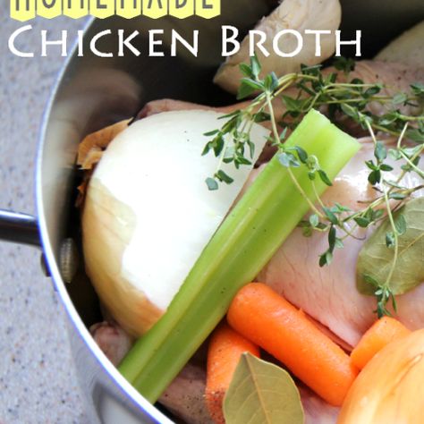 Easy Homemade Chicken Broth - Family Fresh Meals Homemade Chicken Bone Broth, Homemade Chicken Broth, Crockpot Slow Cooker, Chicken Broth Recipes, Chicken Bone Broth, Fresh Meals, Family Fresh Meals, Chicken Noodle Soup Homemade, Broth Recipes