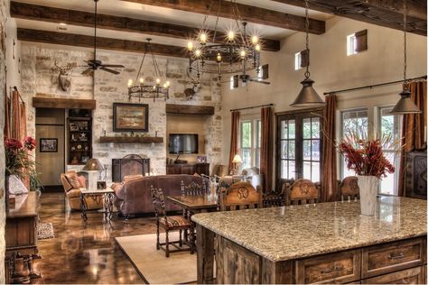 MSA Architecture + Interiors | Residential | Texas Hill Country - German Texas Country Homes, Interior Design Country, Cabin Build, Farm Cabin, Hill Country Homes, Cozy Homes, Country House Interior, Canyon Lake, Western Homes