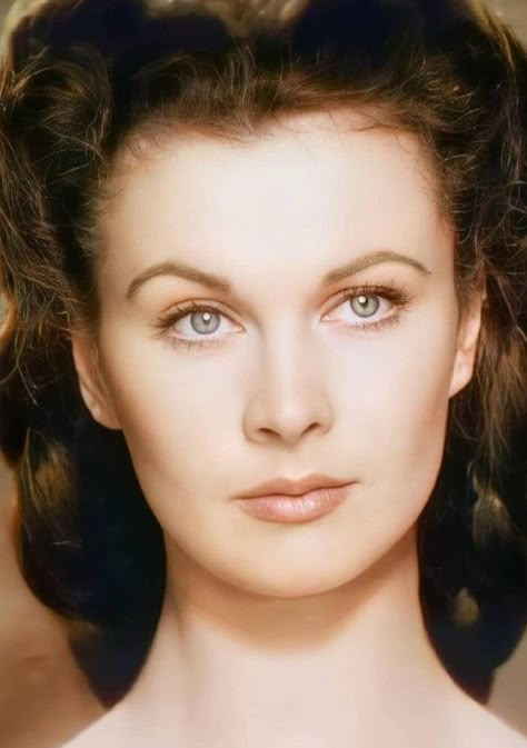 Vivien Leigh Gone With The Wind, Katie Scarlett, Old Hollywood Hair, Vivian Leigh, Scarlett O Hara, Hollywood Hair, Vintage Stars, Theatrical Romantic, Vivien Leigh