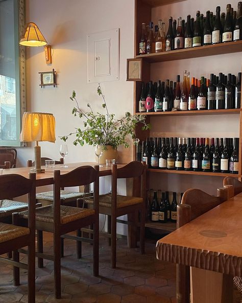 French Wine Bar, Natural Wine Bar, Wine Bar Aesthetic, Natural Wine Bar Aesthetic, Wine Bar Cafe Coffee Shop, European Wine Bar, Wine Shop, Bookstore Wine Bar, Nyc Wine Bar