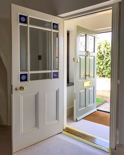 Victorian vestibule internal door t Vestibule Door Ideas, Internal Front Door Entrance, Internal Porch Door Ideas, Internal Front Door, Victorian Glass Door, Glass Porch Door, Porch Door Ideas Entrance, Victorian Back Door, Internal Glass Doors Hallways