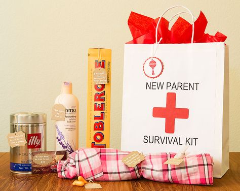 This past weekend we celebrated my sister-in-law's second baby shower. To surprise her and her husband with a little something for themselves, I put together this "New Parent Survival Kit". I thoug... Parent Survival Kit, Chocolate Pizza, Pizza Gifts, Sleepless Night, Midnight Snack, Cadeau Baby Shower, Cadeau Diy, Gifts For New Parents, Second Baby