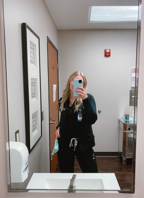 http://codenxtscrubs.com/jordyn Orthopedic Nurse Aesthetic, Outfits With Scrub Pants, Underscrub Outfit, Crna Nurse Anesthetist Aesthetic, Scrub Selfie, Nurse Anesthetist Aesthetic, Figs Scrubs Outfit, Winter Scrubs Outfit, Scrubs Aesthetic