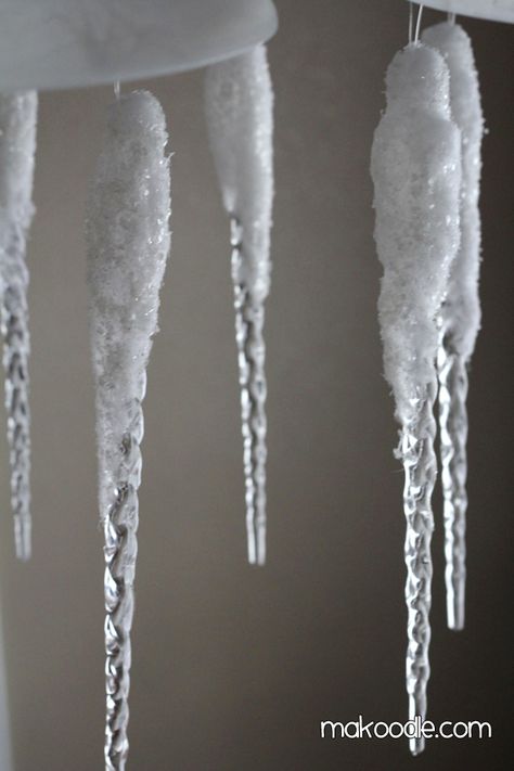 Icicle Chandelier Decor After Christmas Sales, Winter Wonderland Decorations, Winter Centerpieces, Centerpieces Diy, Winter Wonderland Theme, Winter Decorating, Snow Flakes Diy, Winter Wonderland Party, Winter Wonderland Wedding