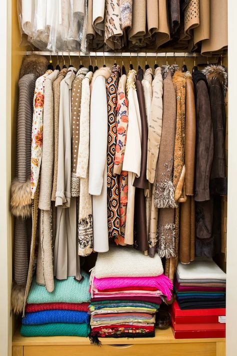 Inside Rossella Della Giovampaola’s Closet and Home - Coveteur: Inside Closets, Fashion, Beauty, Health, and Travel Boho Closet Ideas, Dressing Closet, Southern Aesthetic, Manhattan Apartment, Color Catalog, Closet Room, Deco Luminaire, Closet Inspiration, Style Deco