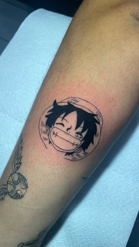 #luffy #onepiece Anime Simple Tattoo, One Piece Tattoo Ideas Design, Simple Anime Tattoo Designs, Luffy Tattoo Design, Simple Anime Tattoos, Luffy Tattoo Ideas, Luffy Tattoo, Arm Tattoo Designs, Wrap Around Tattoo