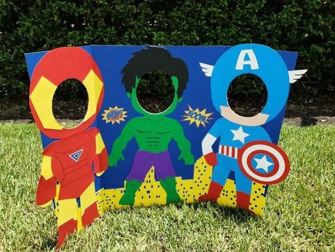 Thor Party, Superhero Photo Booth, Avengers Birthday Party Decorations, Iron Man Party, Marvel Birthday Party, Marvel Party, Hulk Birthday, Superhero Birthday Cake, Avenger Birthday Party