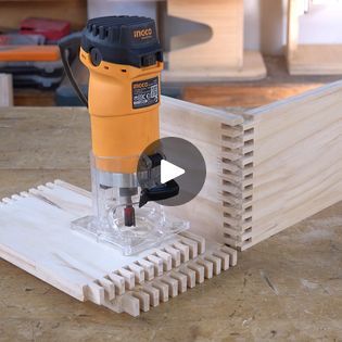 Amazing Box Joint With Router JIG | Amazing Box Joint With Router JIG | By Woodworking Tools TVFacebook Woodworking Plans, Woodworking Tools, Router Box, Hand Router, Workshop Layout, Router Jig, Box Joints, Joinery, Router