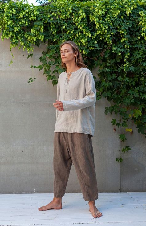 Linen Men Outfit, Mens Linen Clothing, Linen Clothes Men, Linen Outfit Men, Linen Trousers Outfit, Zen Clothing, Trousers Outfit Men, Mens Linen Outfits, Boho Men Style